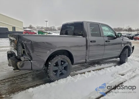 2016 Ram 1500 St z USA, uszkodzony, nr VIN 1C6RR7FT1GS413591